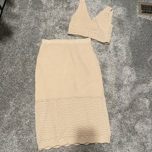 House of Harlow 1960 Beige Knit Skirt Set